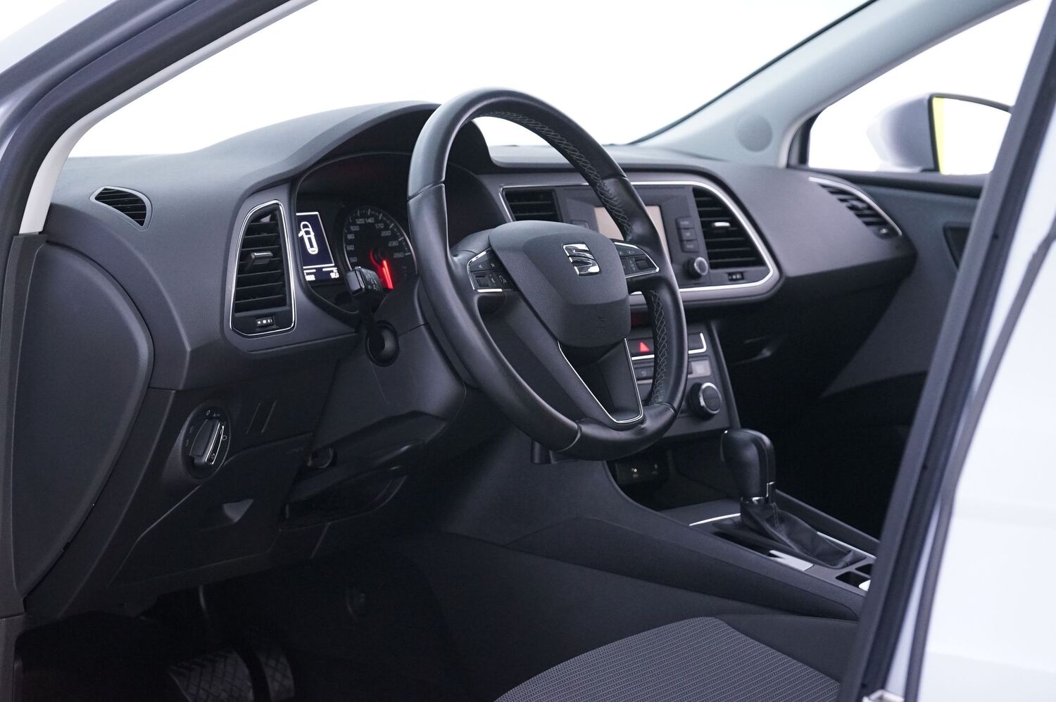 SEAT Leon ST vaihtoauto