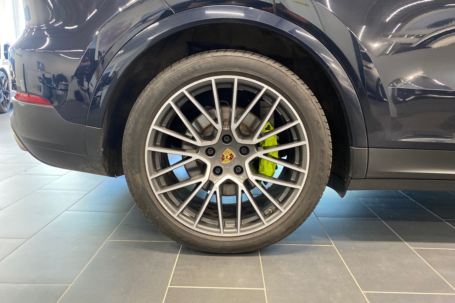 Porsche Cayenne vaihtoauto