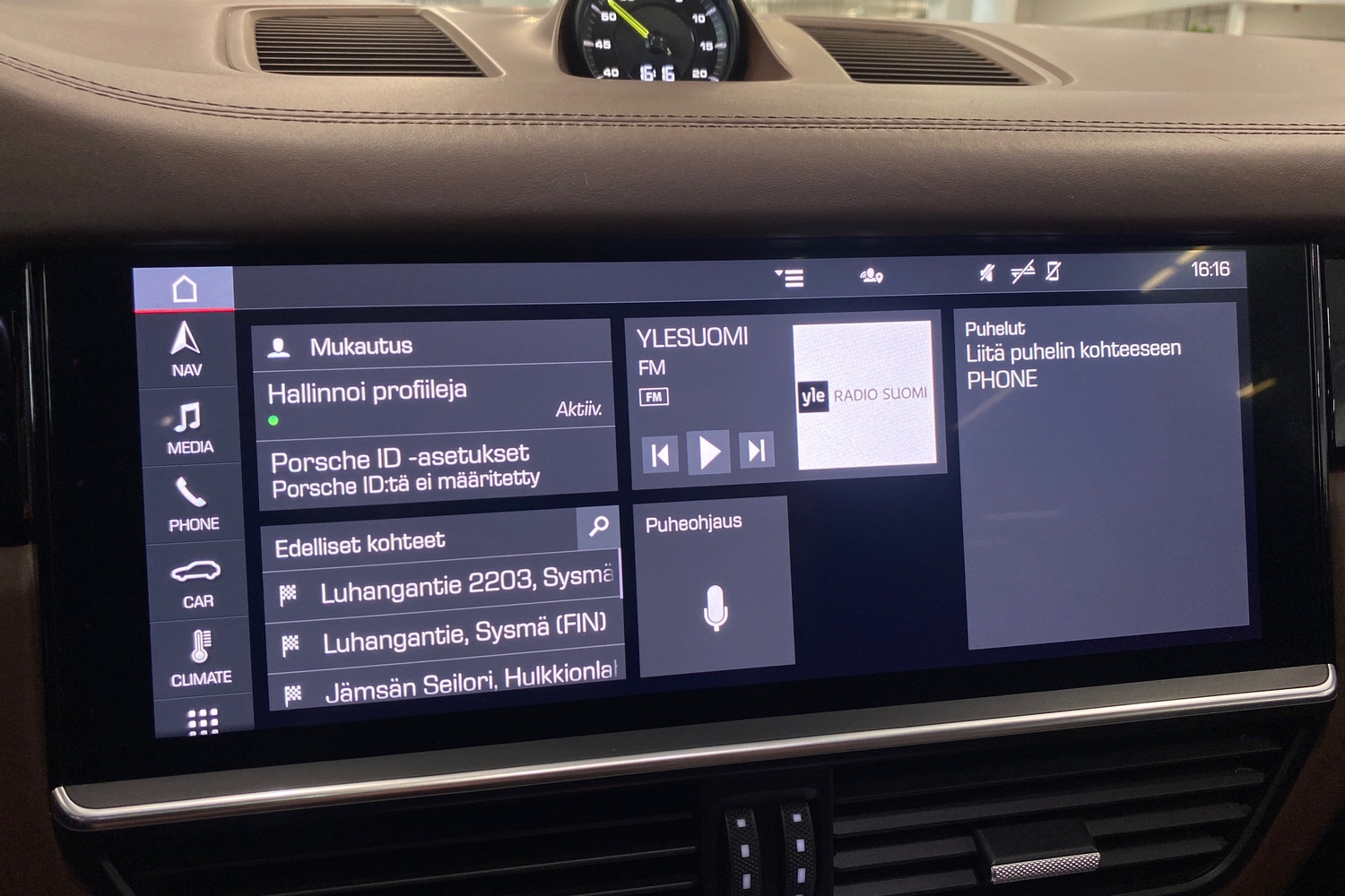 Porsche Cayenne vaihtoauto