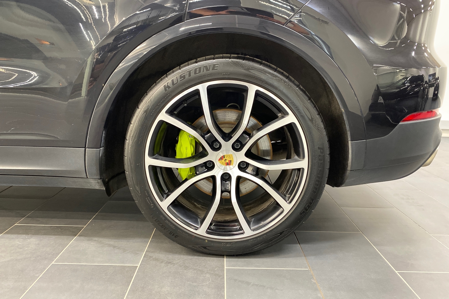 Porsche Cayenne vaihtoauto