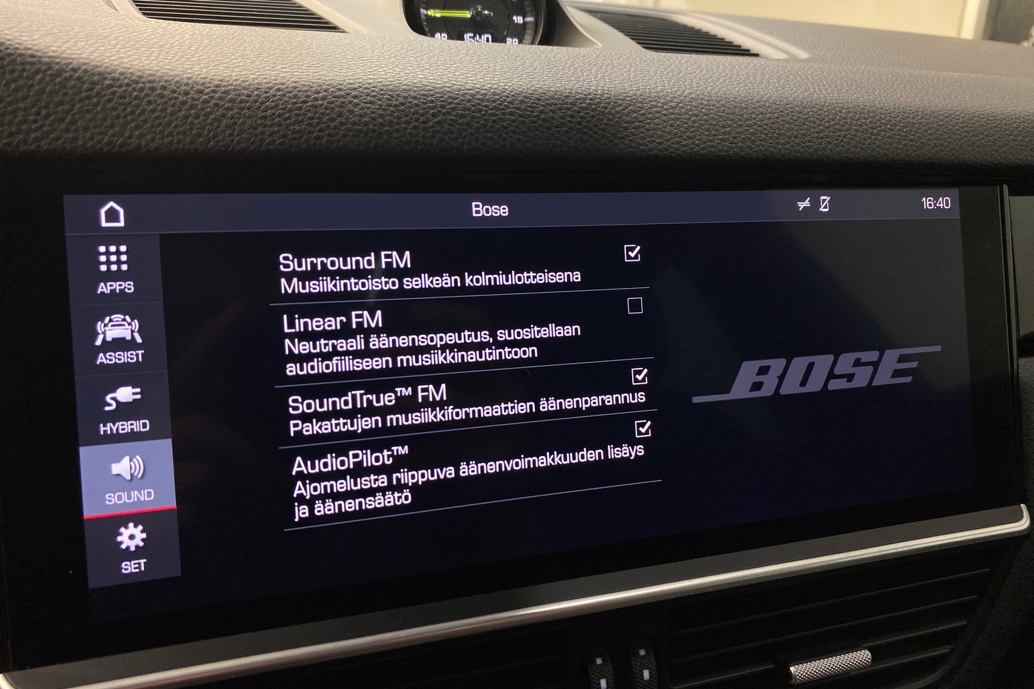Porsche Cayenne vaihtoauto