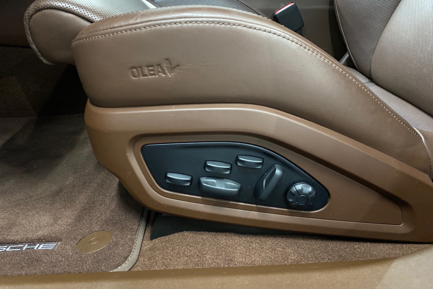 Porsche Taycan vaihtoauto