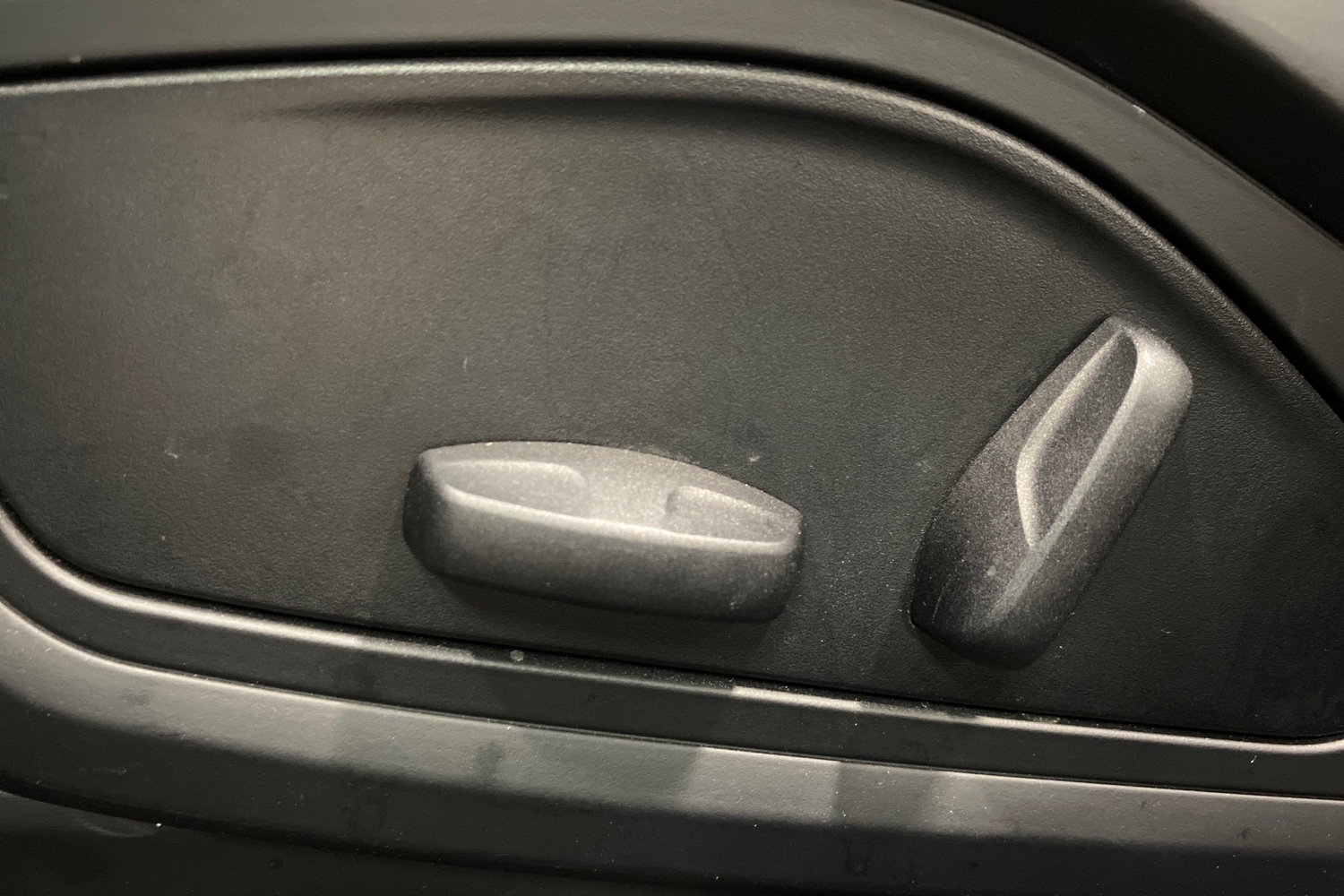 Porsche Taycan vaihtoauto