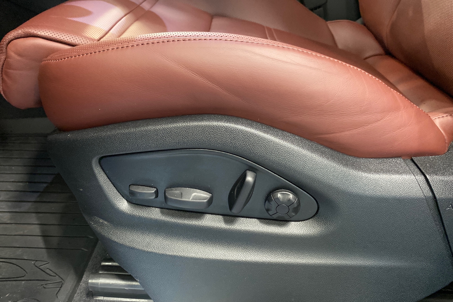 Porsche Cayenne vaihtoauto