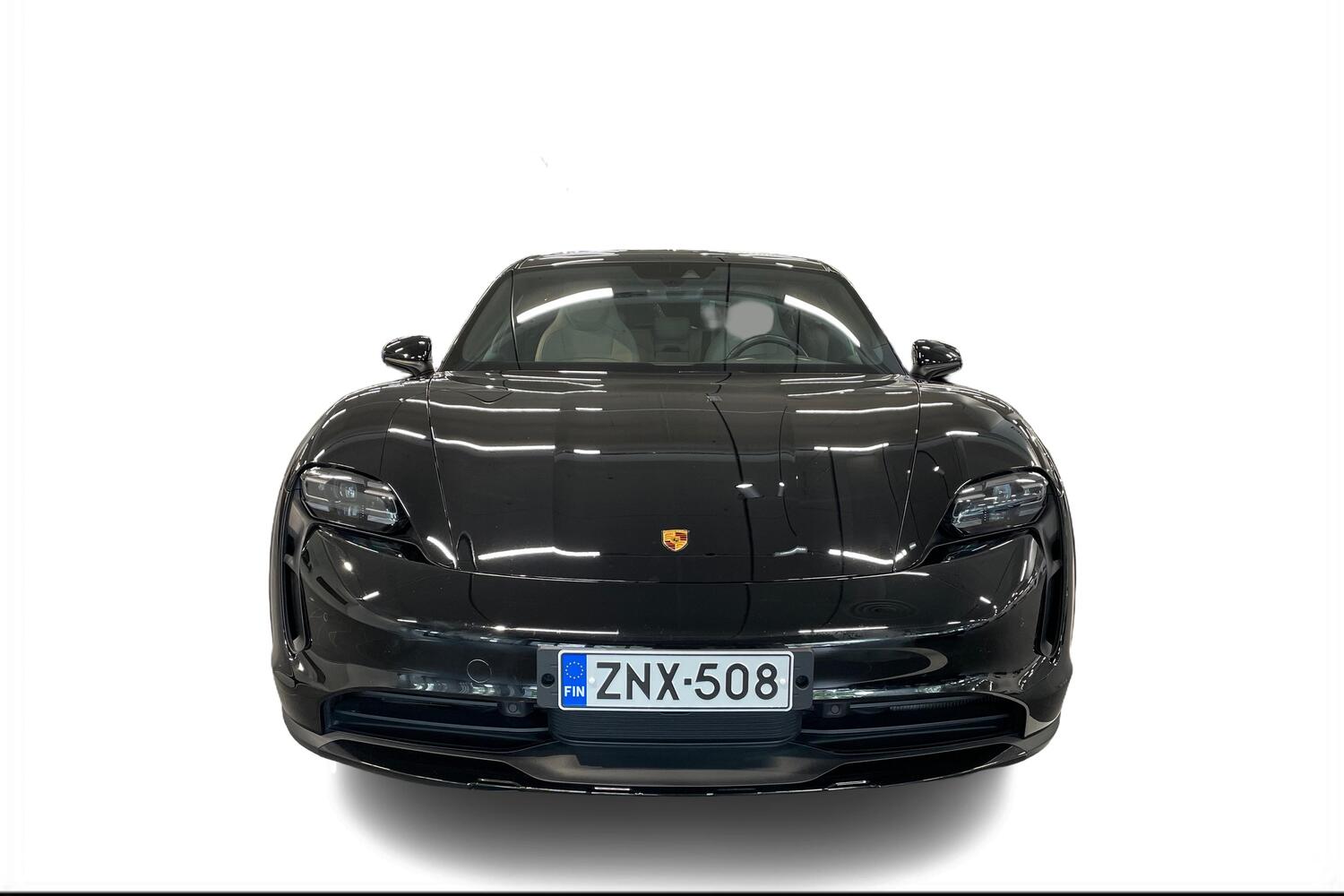 Porsche Taycan vaihtoauto