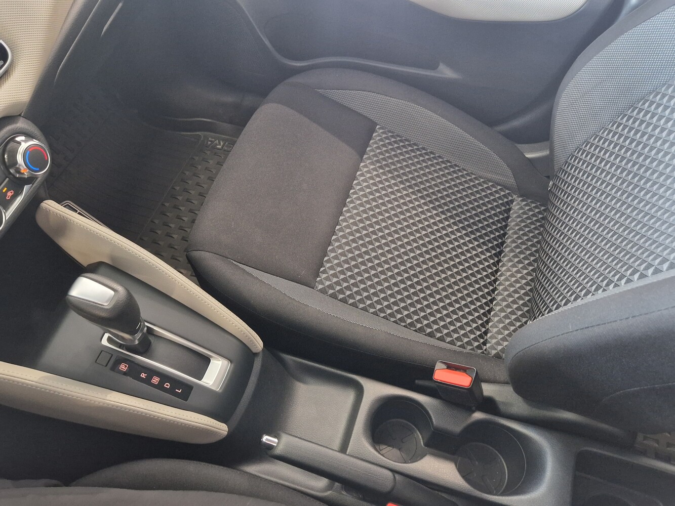 Nissan Micra vaihtoauto