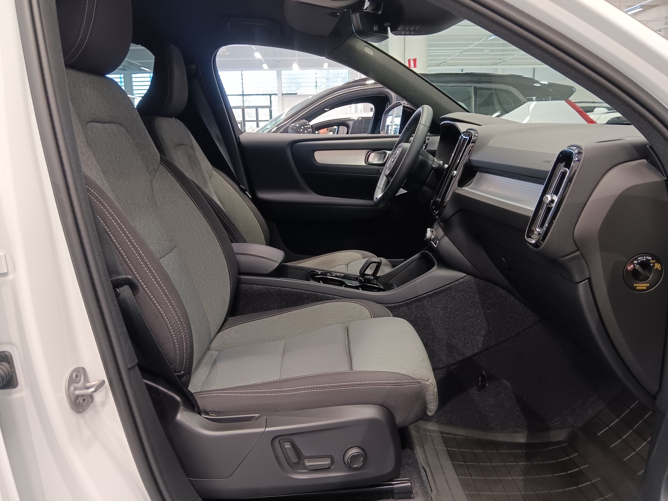 Volvo XC40 vaihtoauto