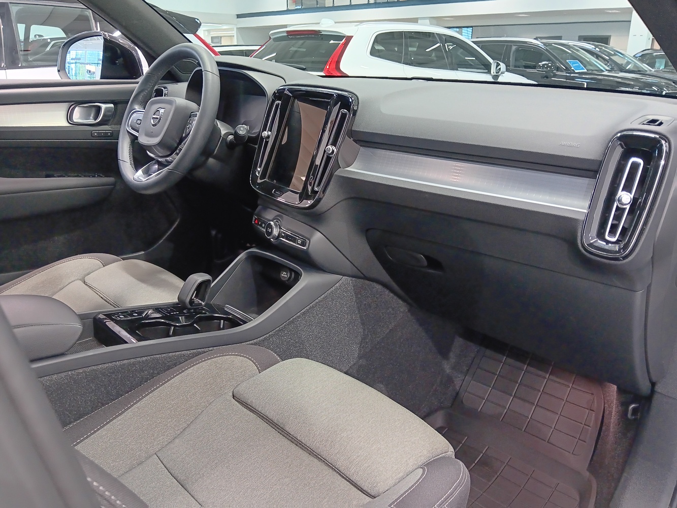 Volvo XC40 vaihtoauto