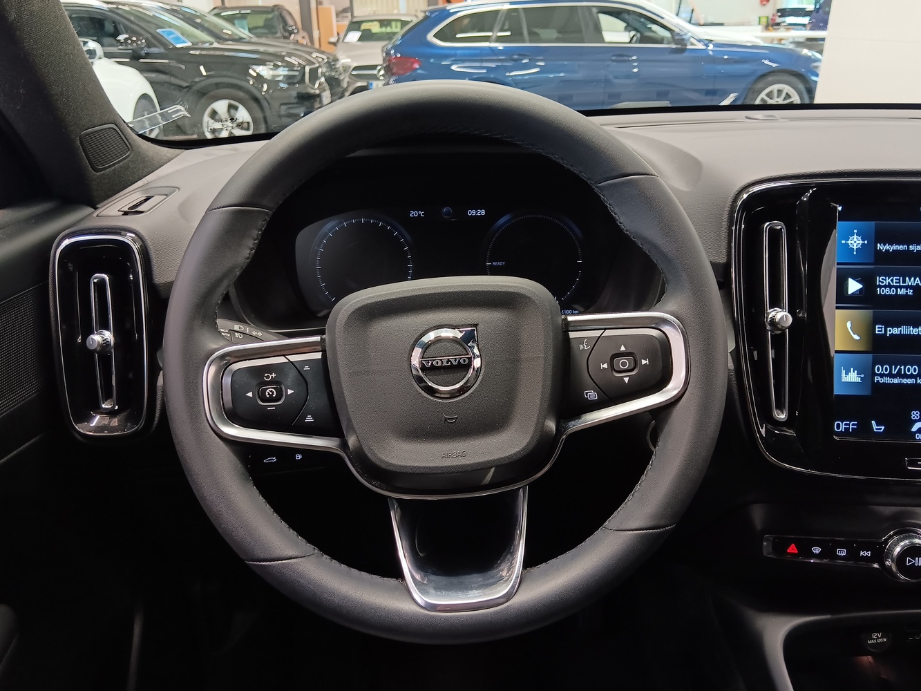 Volvo XC40 vaihtoauto