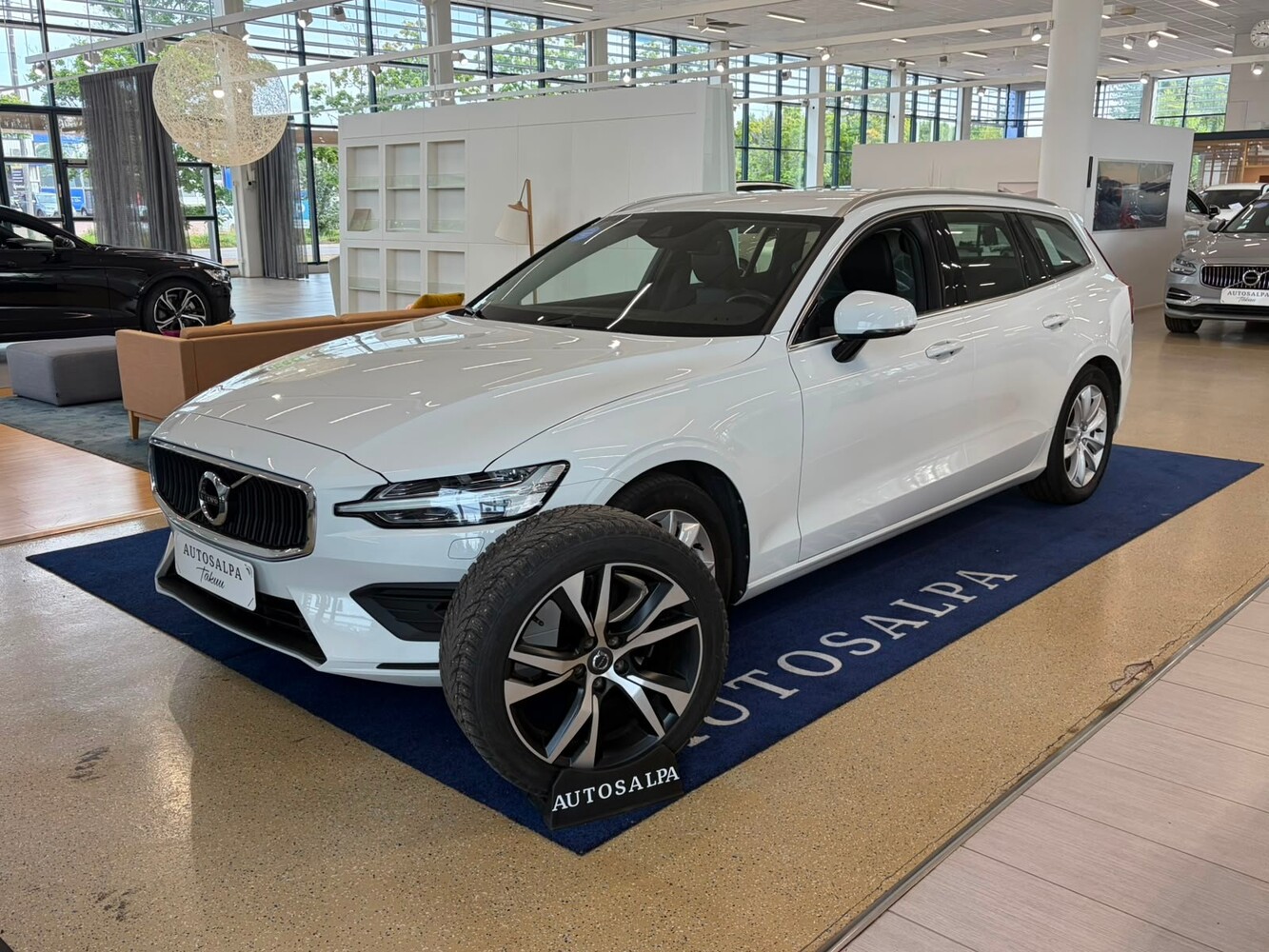 Volvo V60 vaihtoauto