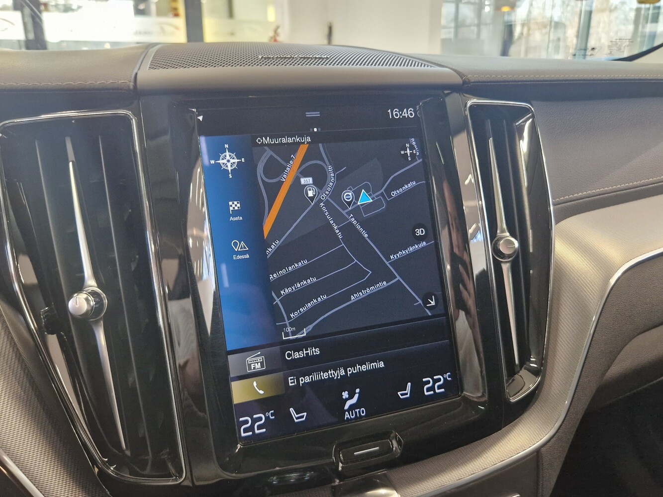 Volvo XC60 vaihtoauto