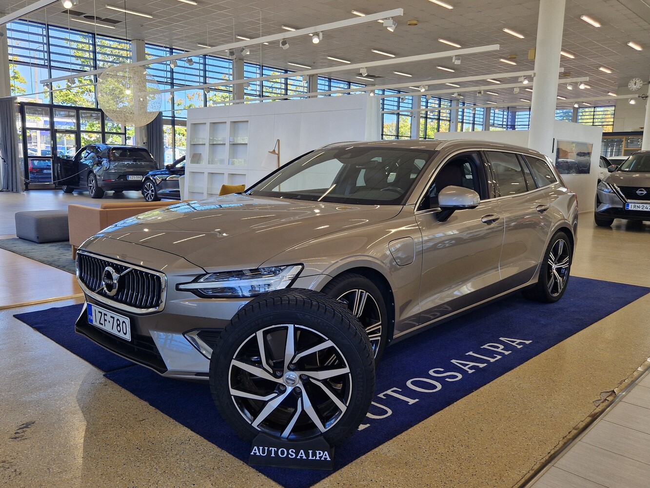 Volvo V60 vaihtoauto