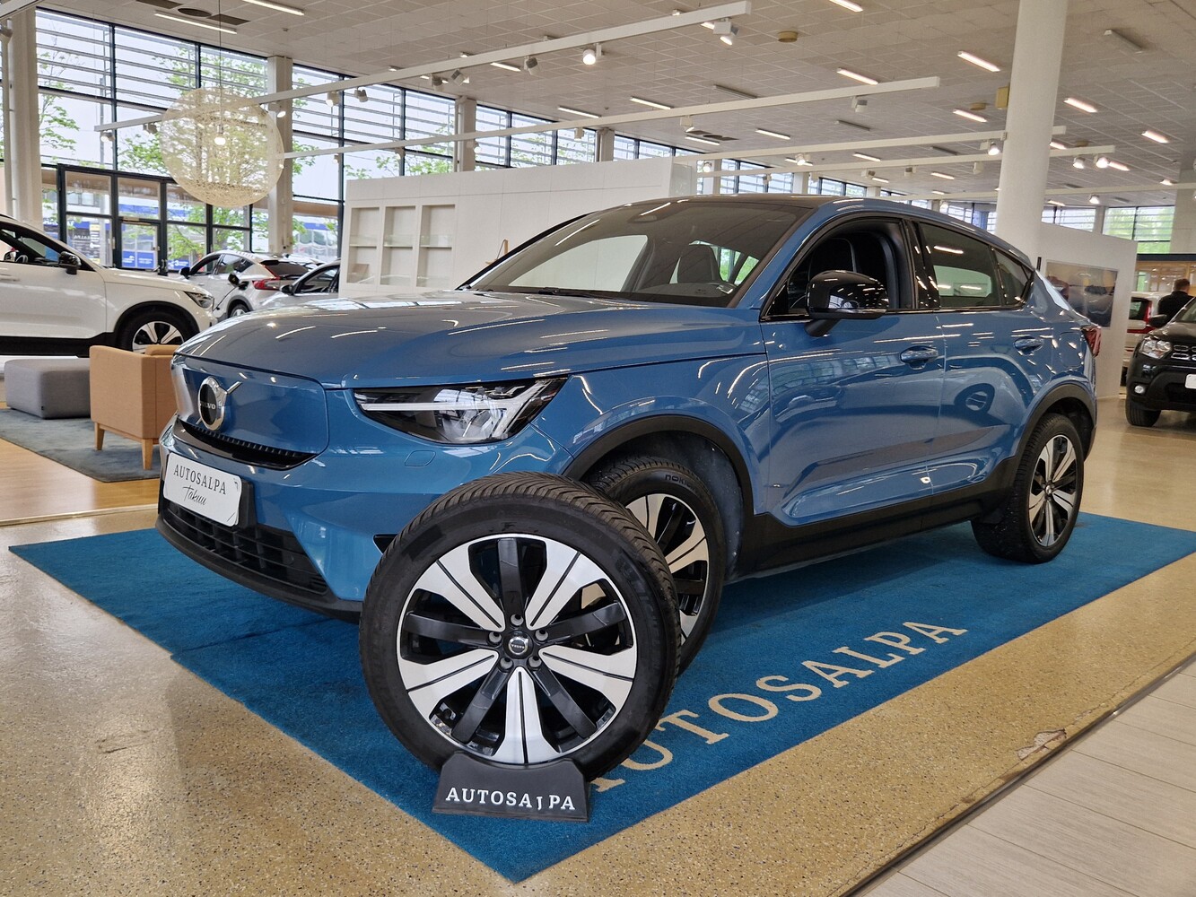Volvo C40 vaihtoauto