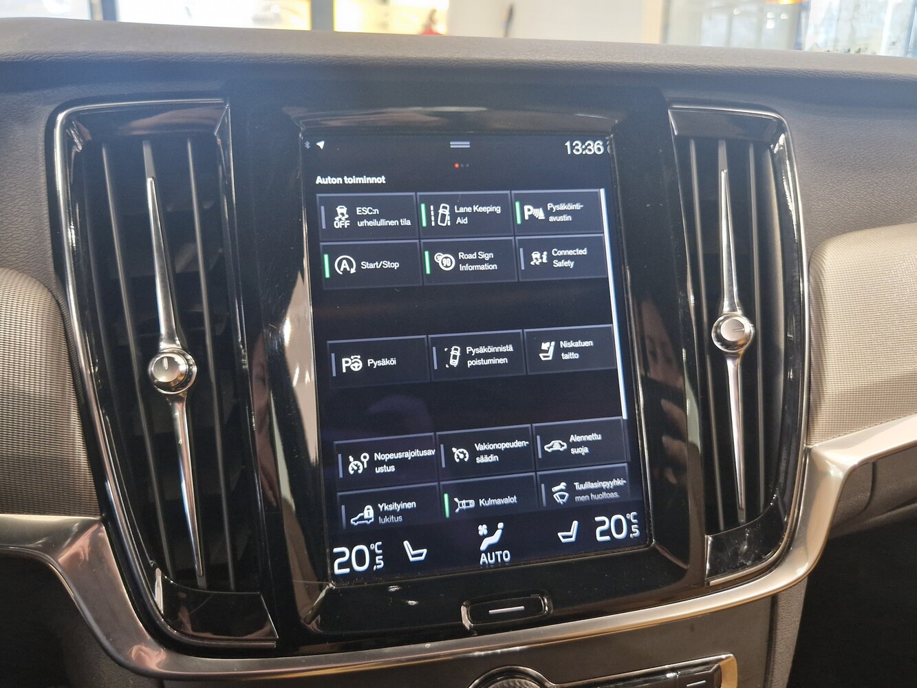 Volvo V90 vaihtoauto