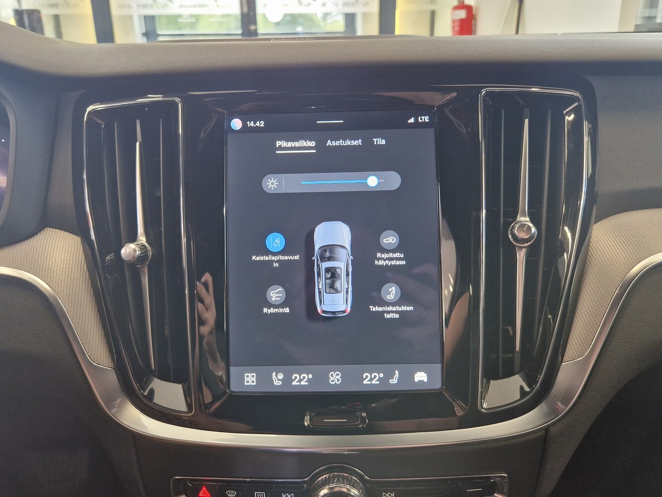Volvo V60 vaihtoauto