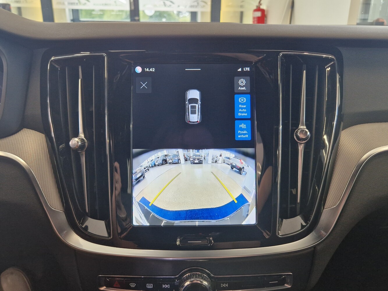 Volvo V60 vaihtoauto