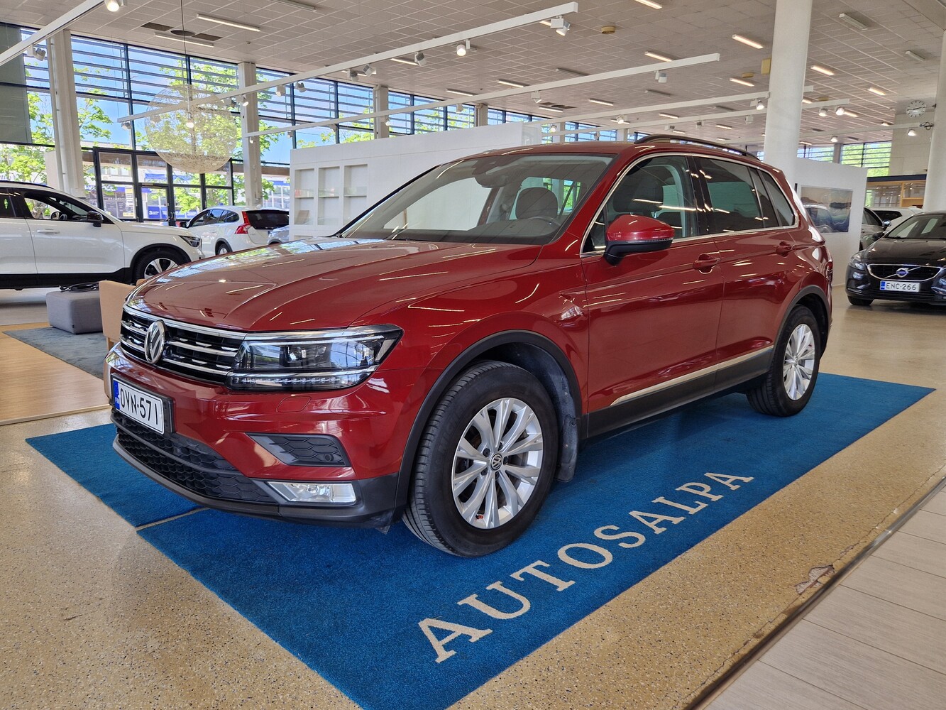 Volkswagen Tiguan vaihtoauto