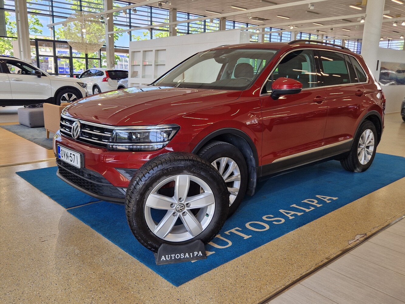 Volkswagen Tiguan vaihtoauto