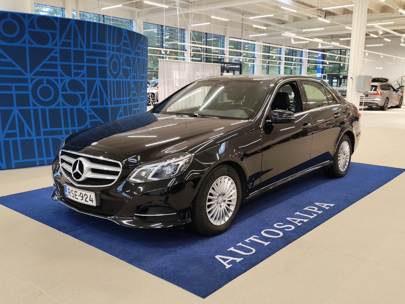 Mercedes-Benz E vaihtoauto