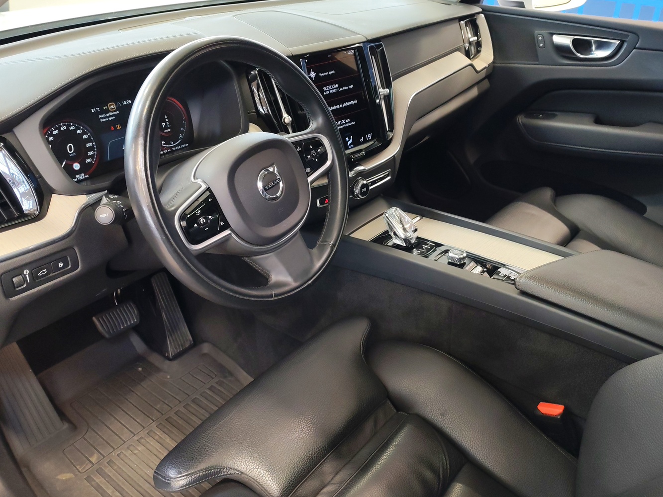 Volvo XC60 vaihtoauto