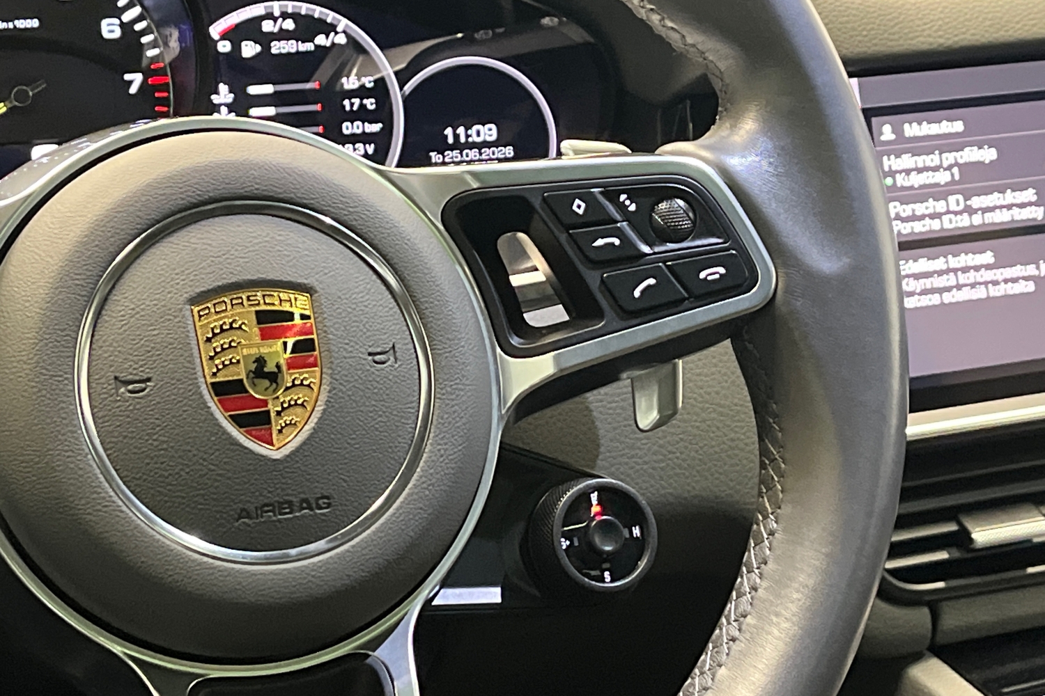 Porsche Cayenne vaihtoauto