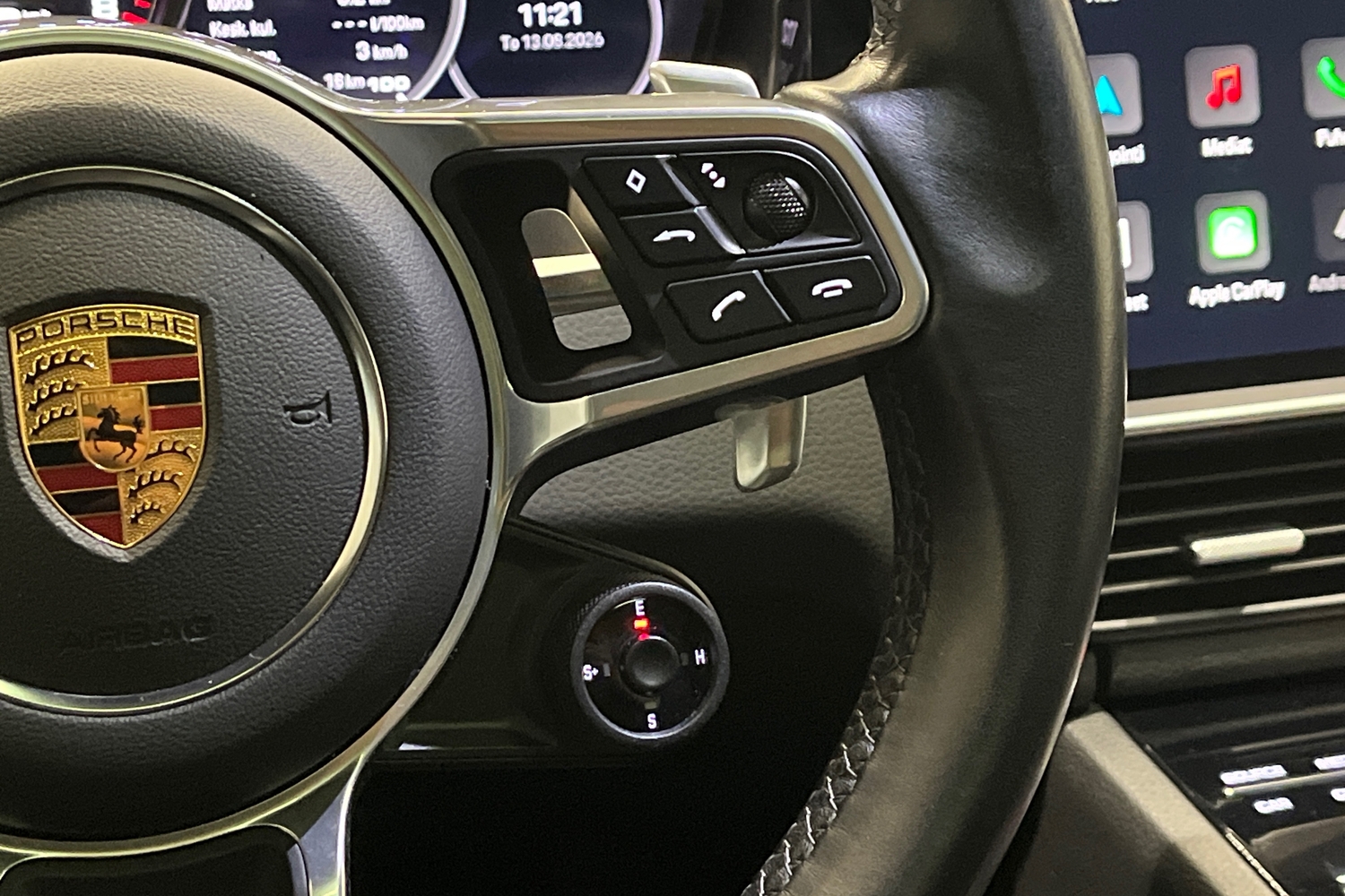 Porsche Cayenne vaihtoauto