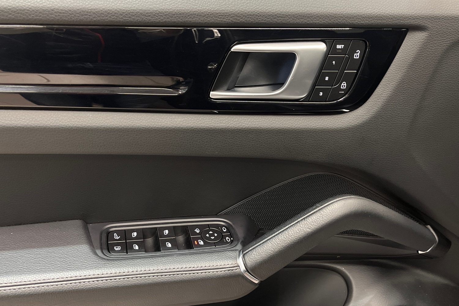 Porsche Cayenne vaihtoauto