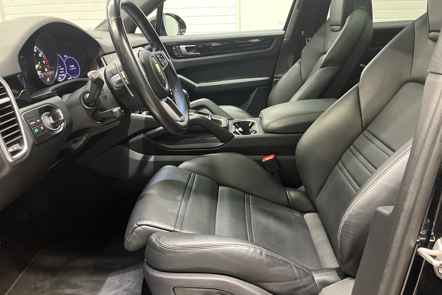 Porsche Cayenne vaihtoauto