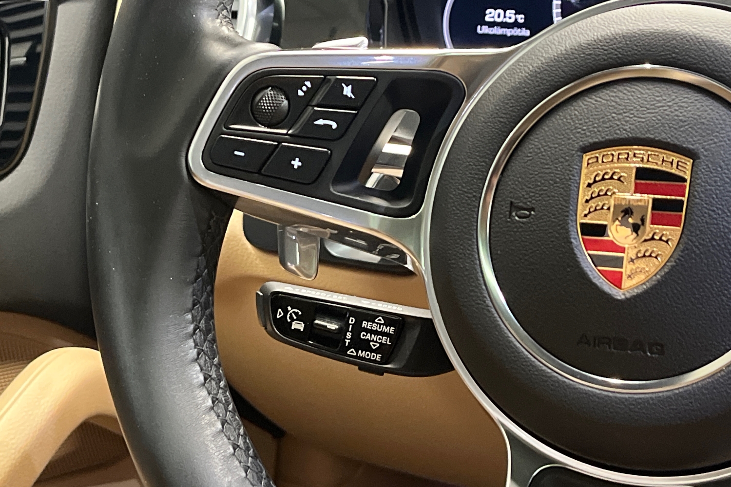 Porsche Cayenne vaihtoauto