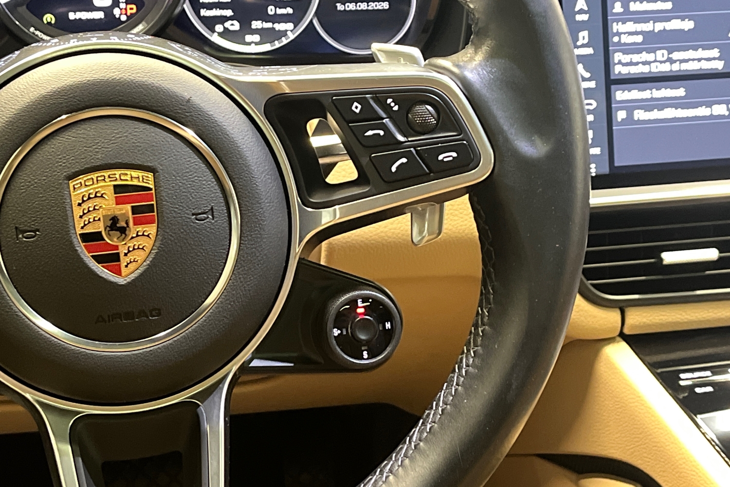 Porsche Cayenne vaihtoauto