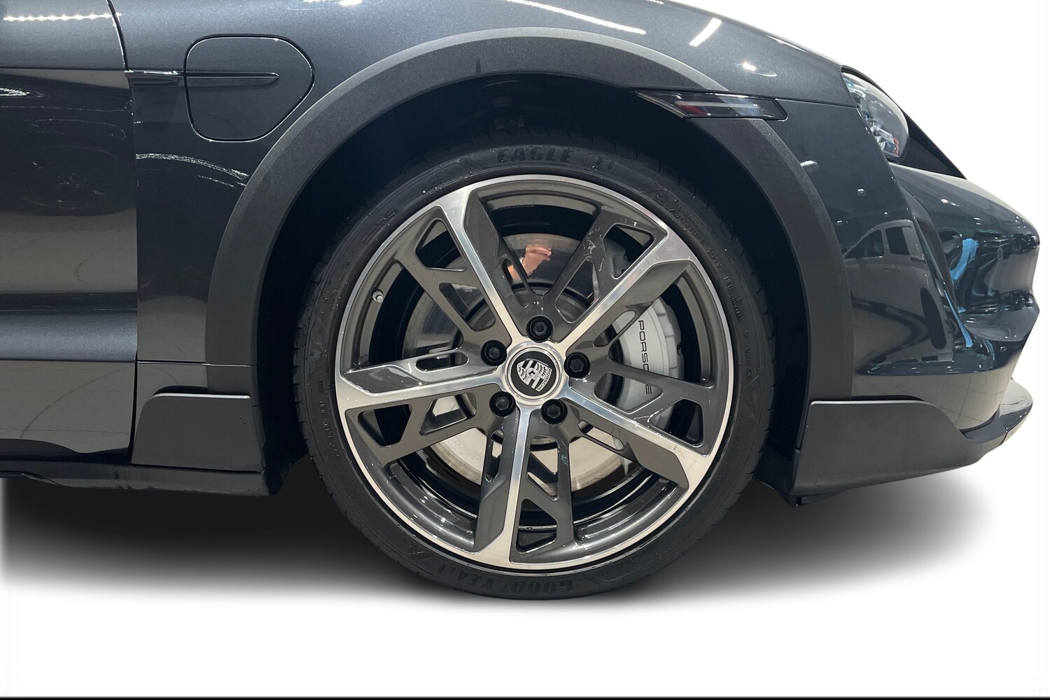 Porsche Taycan vaihtoauto