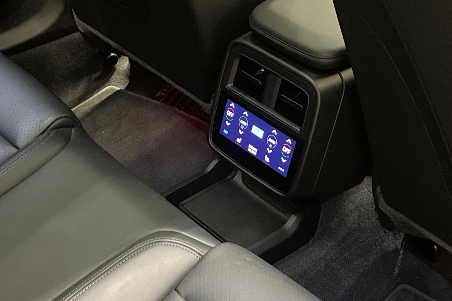 Porsche Taycan vaihtoauto