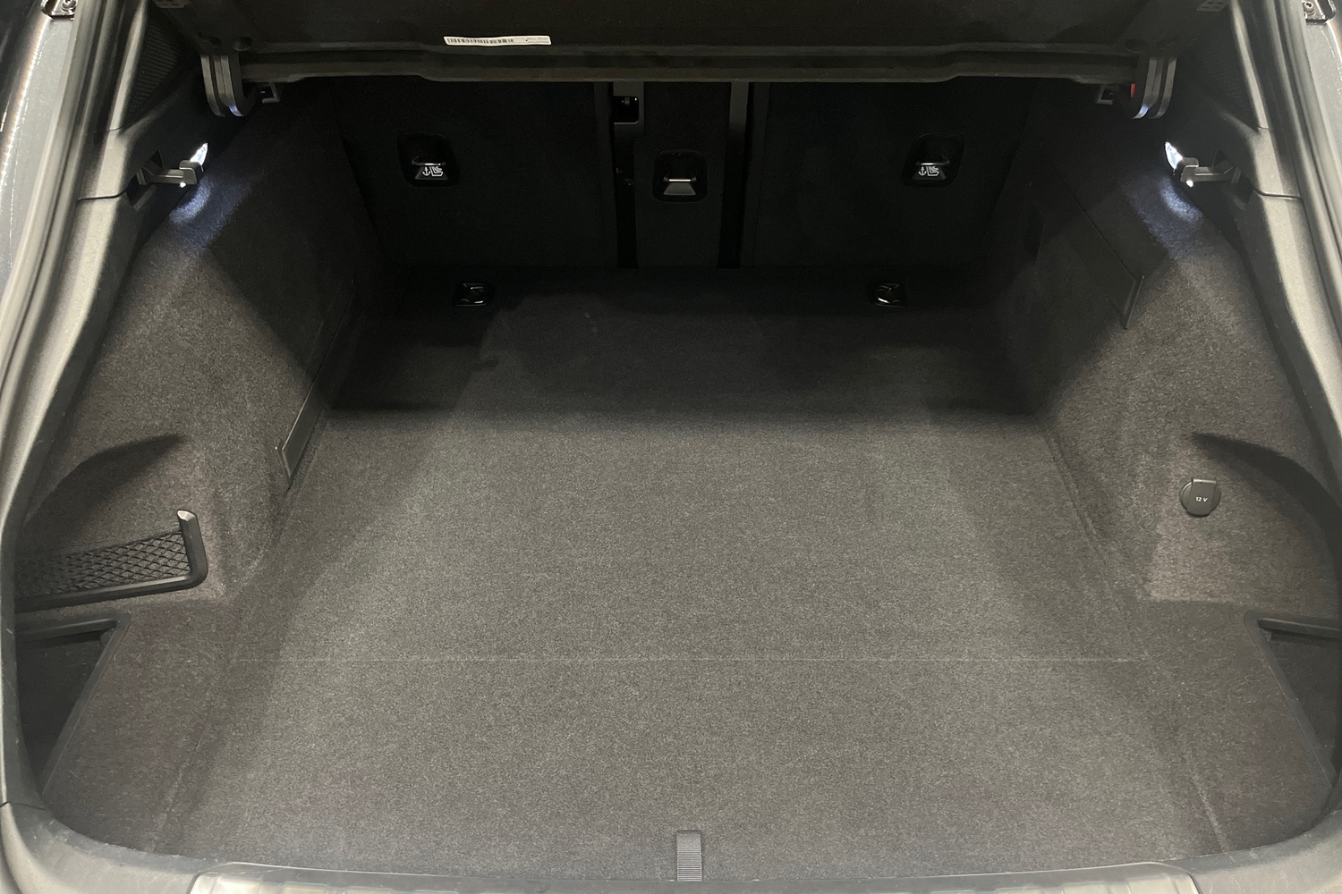 Porsche Taycan vaihtoauto