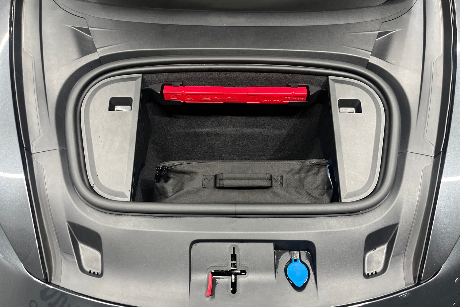 Porsche Taycan vaihtoauto