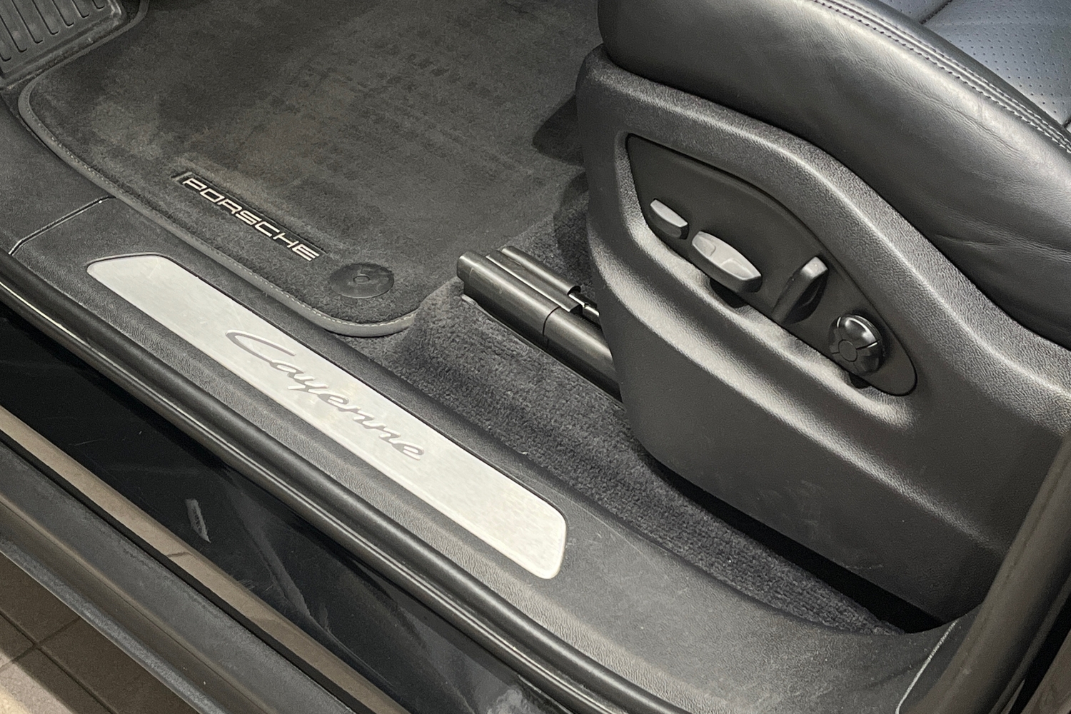 Porsche Cayenne vaihtoauto