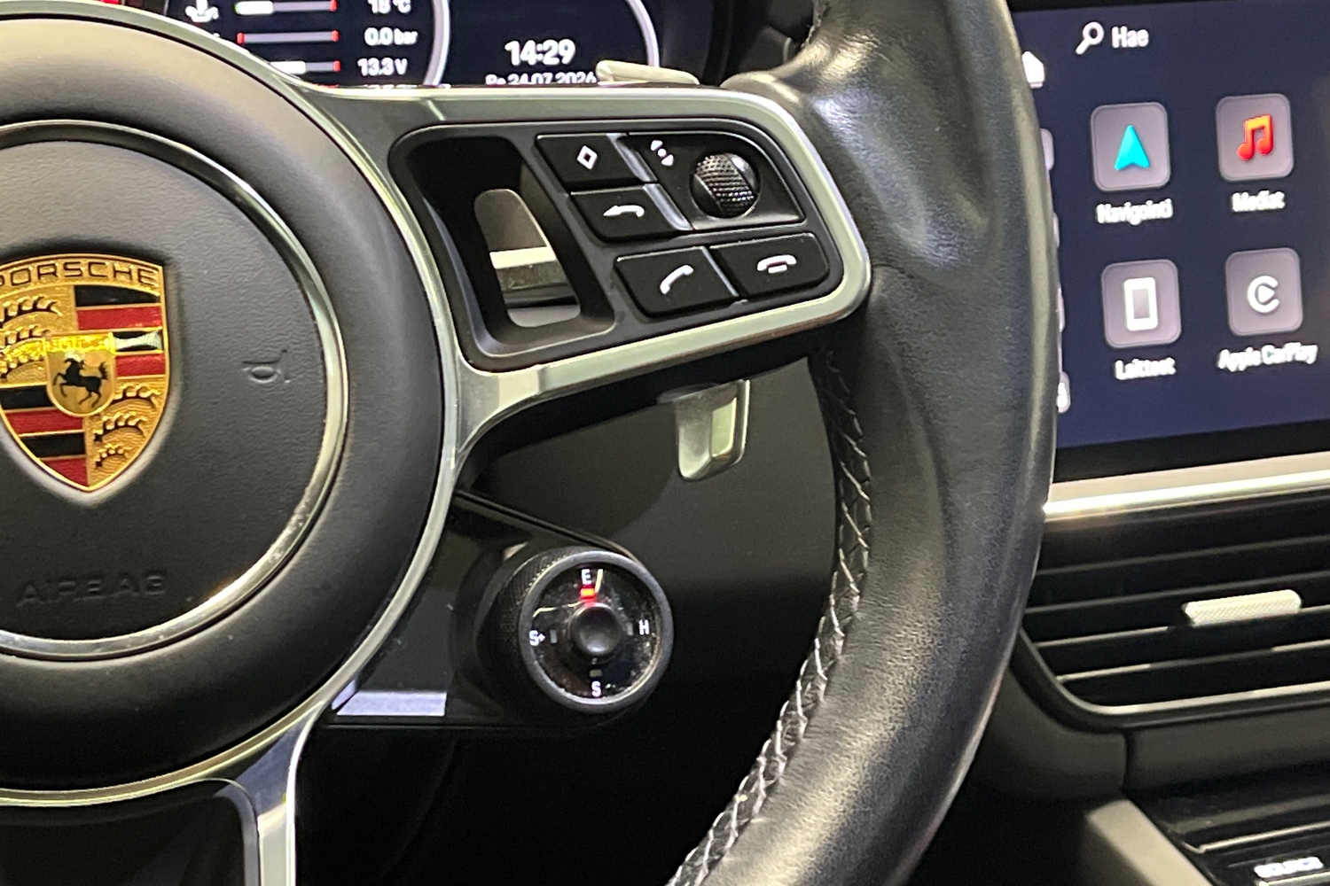 Porsche Cayenne vaihtoauto