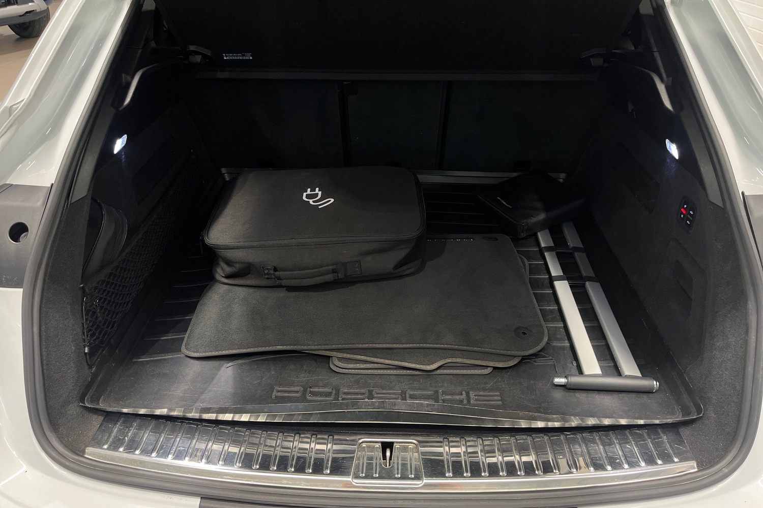 Porsche Cayenne vaihtoauto