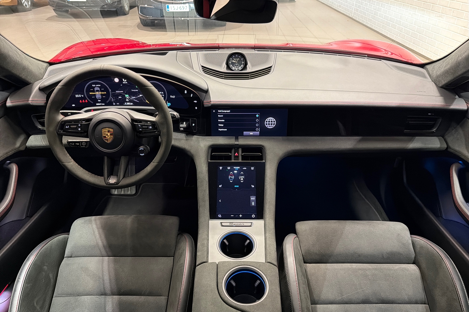 Porsche Taycan vaihtoauto