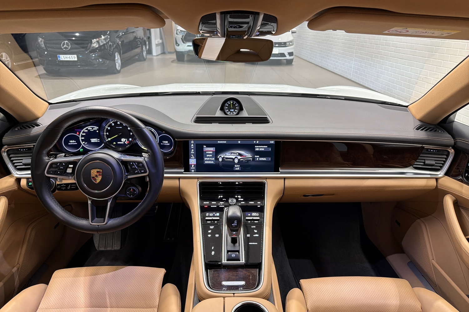Porsche Panamera vaihtoauto