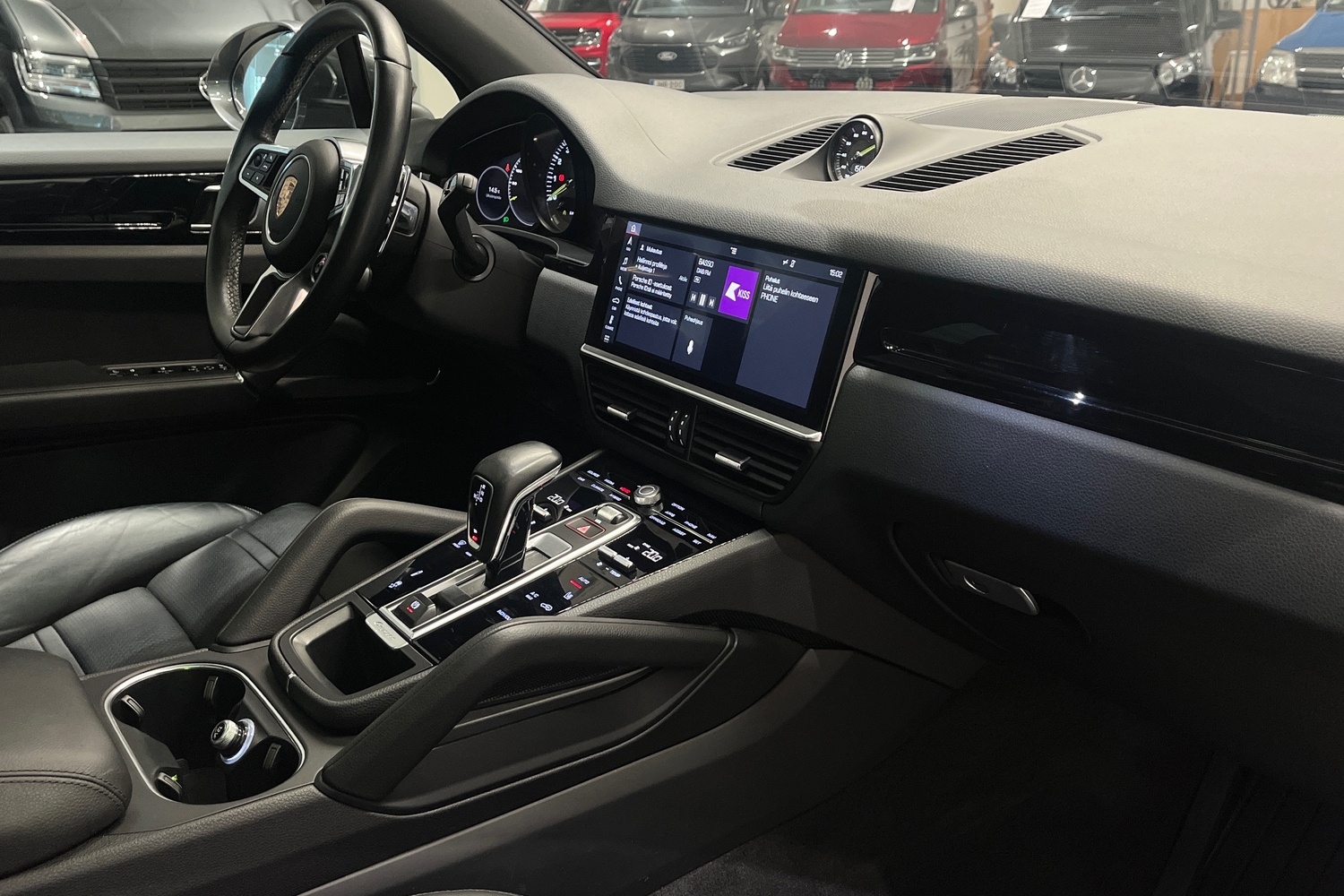 Porsche Cayenne vaihtoauto
