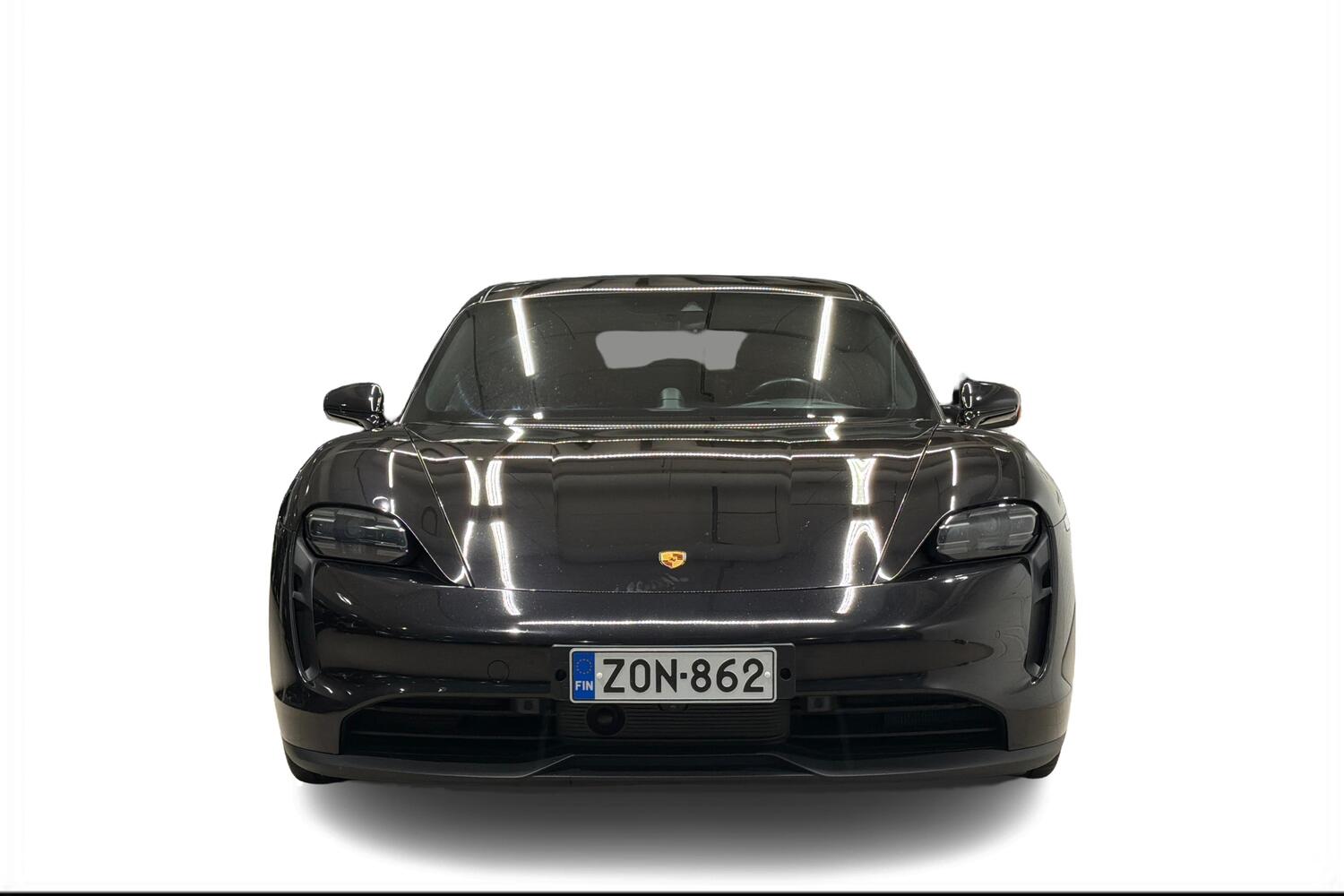 Porsche Taycan vaihtoauto