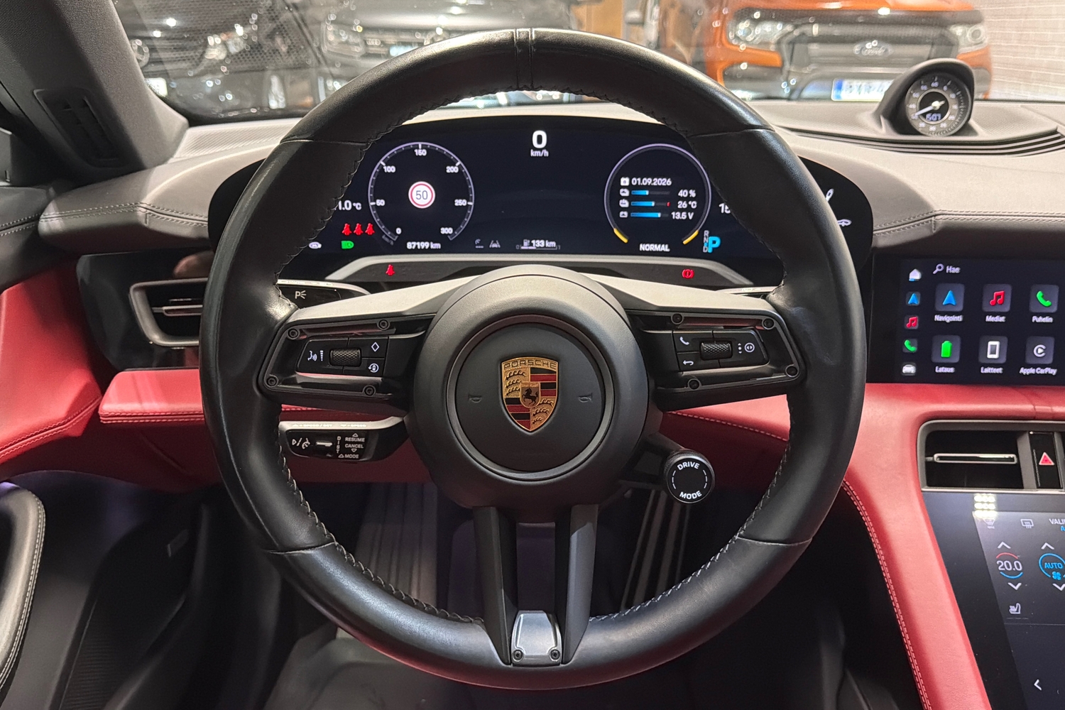 Porsche Taycan vaihtoauto