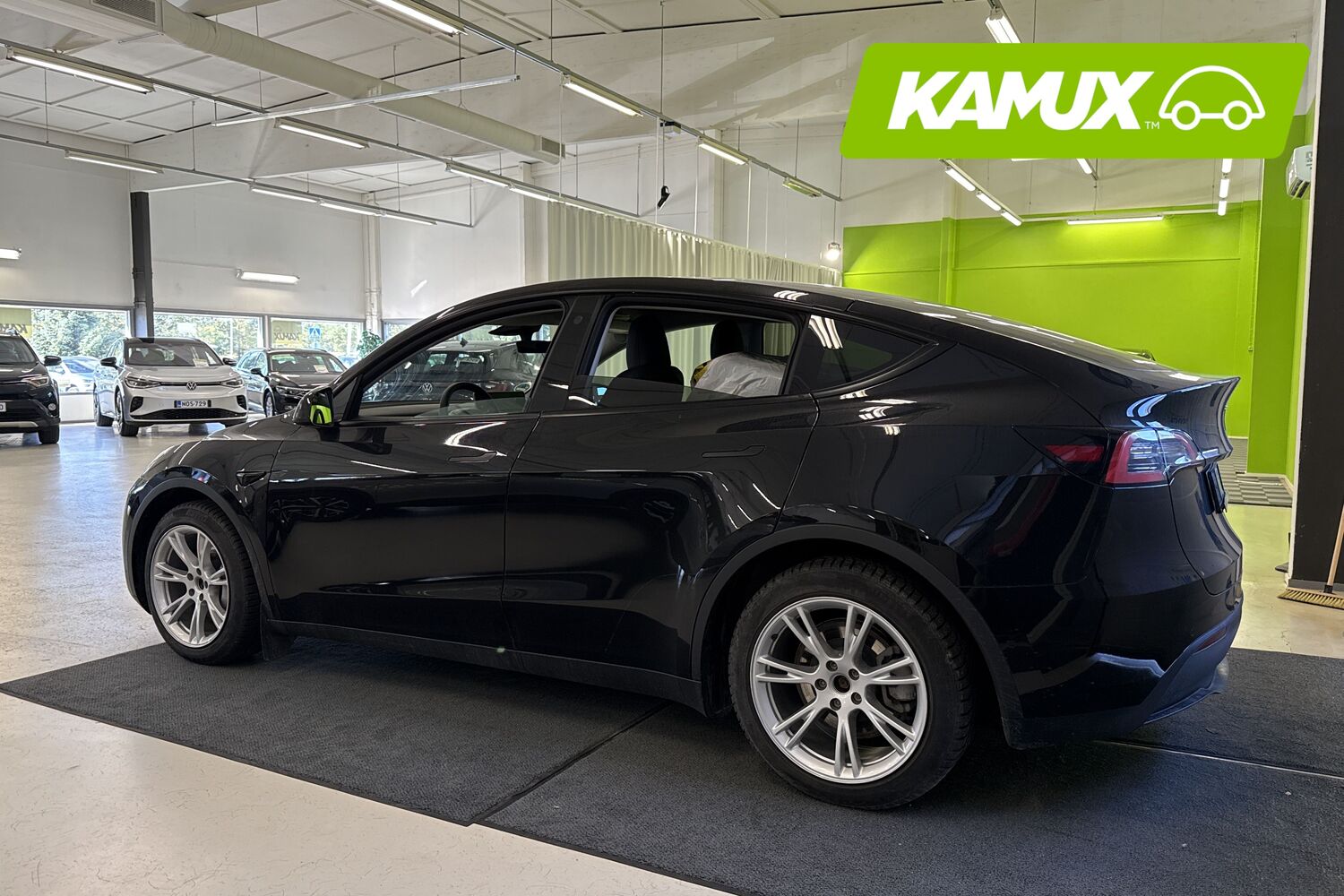 Tesla Model Y vaihtoauto