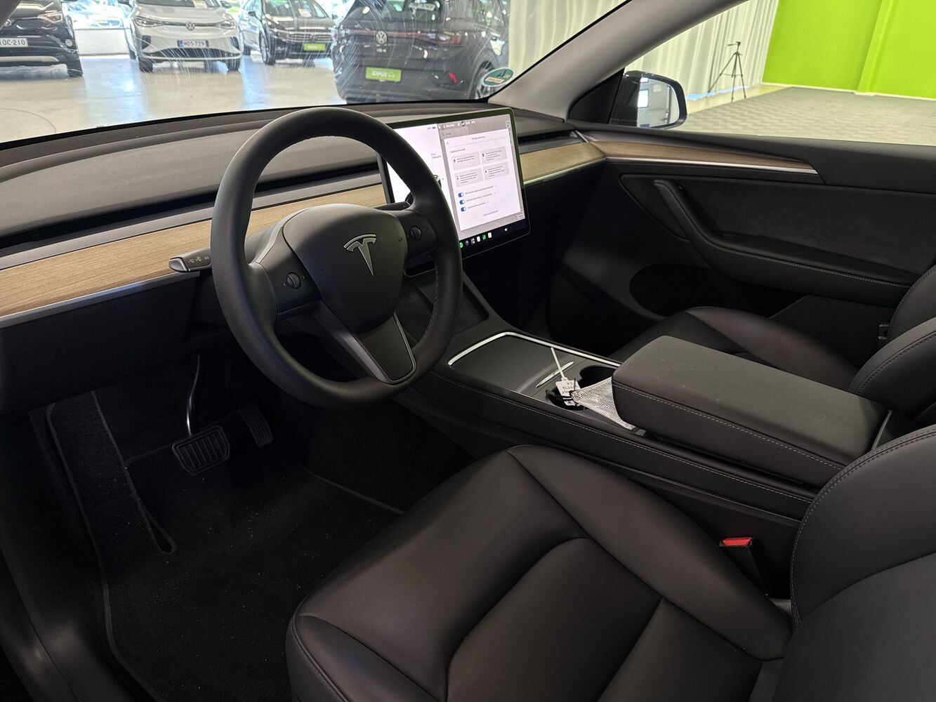 Tesla Model Y vaihtoauto