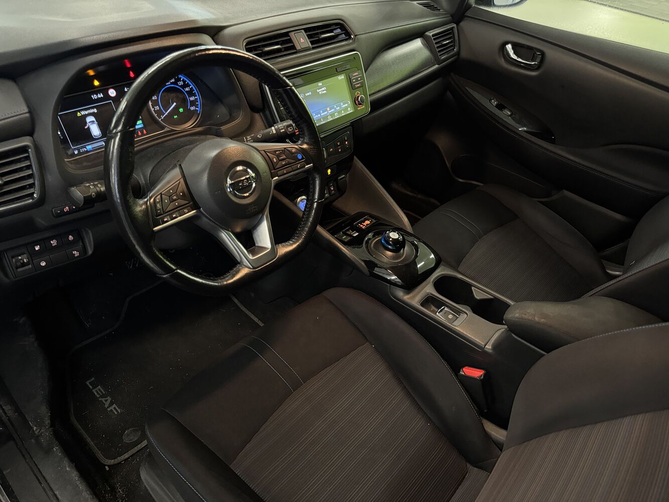 Nissan Leaf vaihtoauto