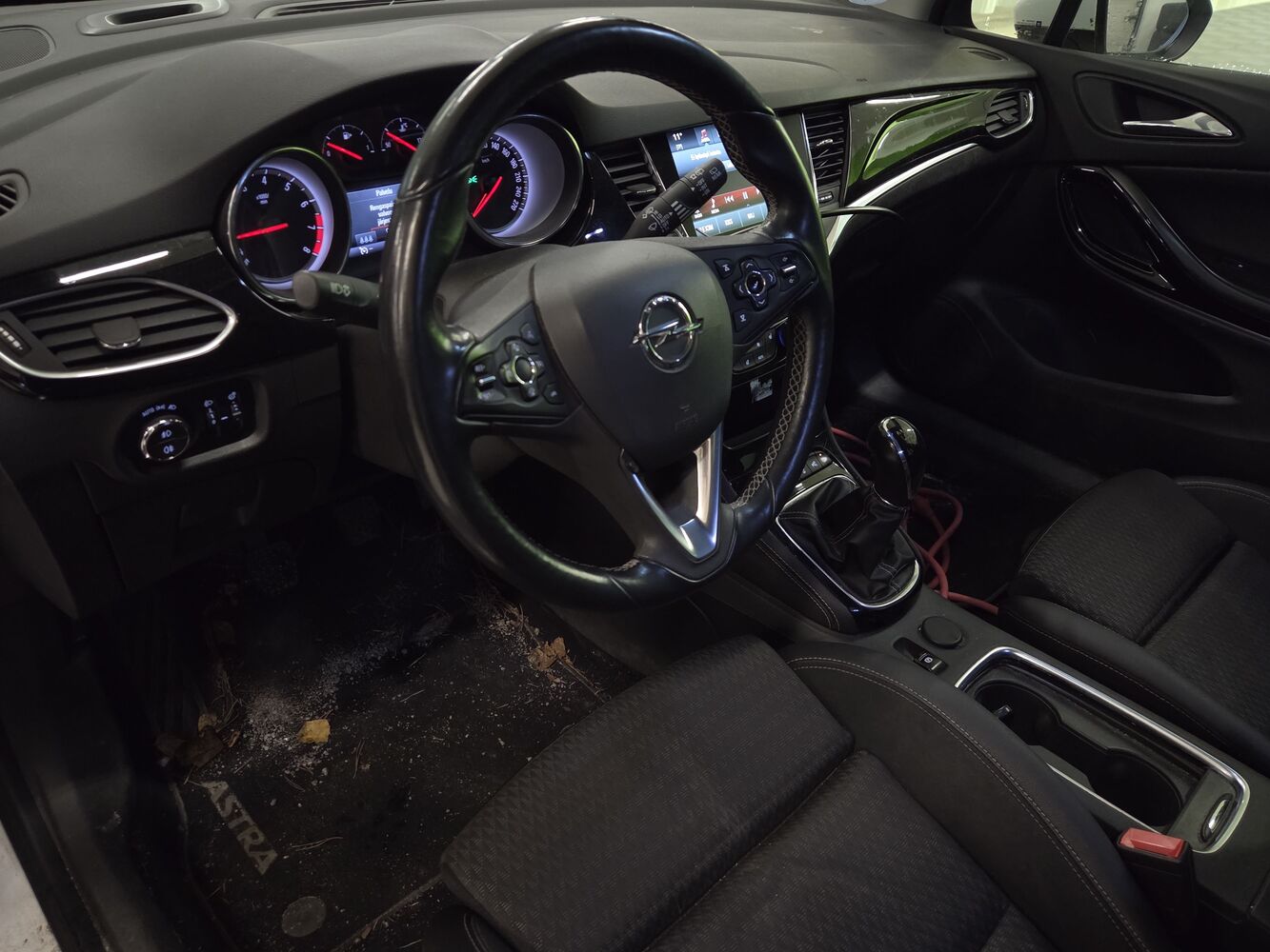 Opel Astra vaihtoauto