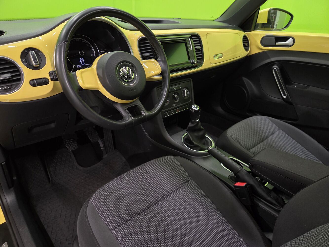 Volkswagen Beetle vaihtoauto