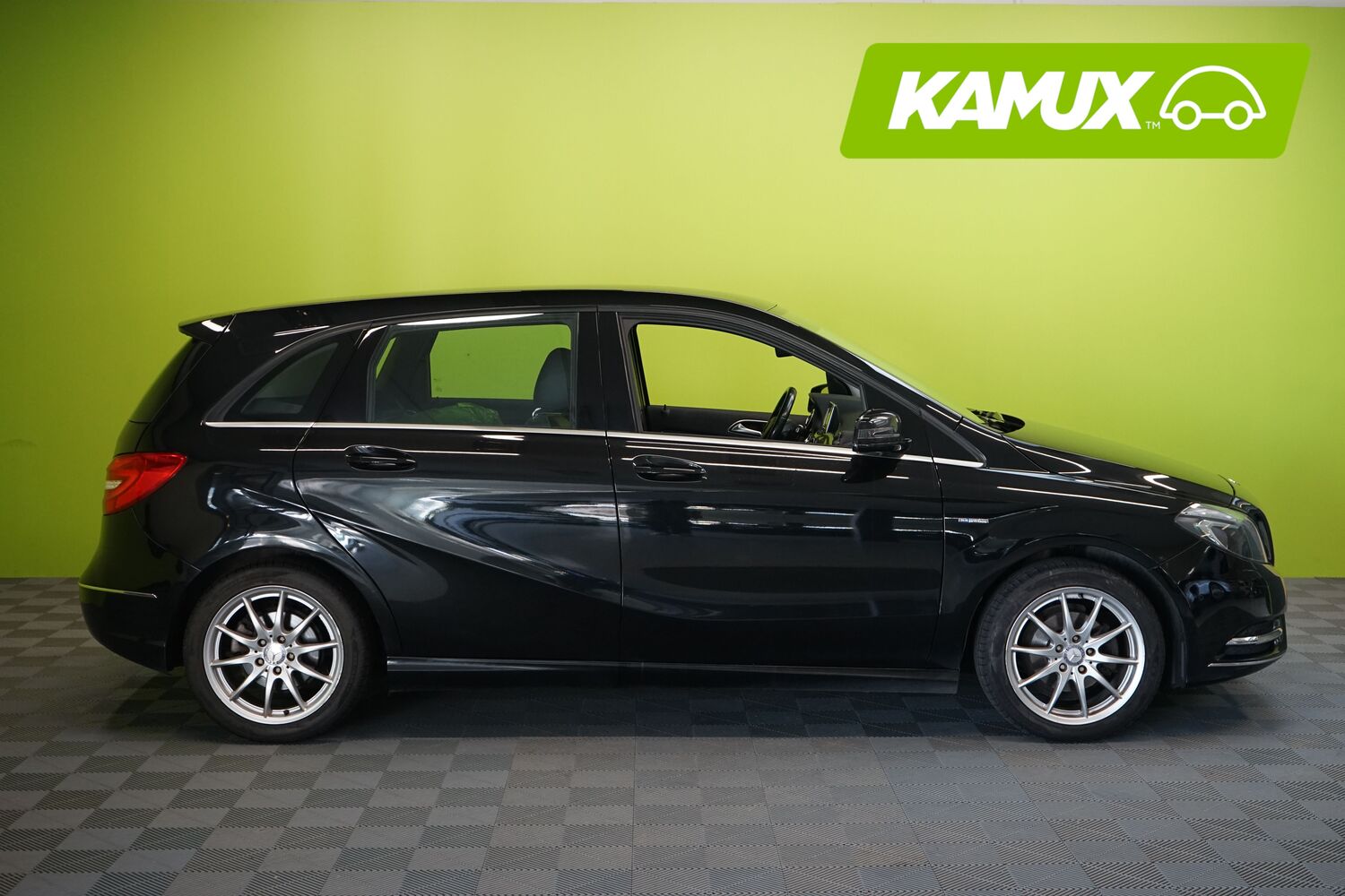Mercedes-Benz B vaihtoauto
