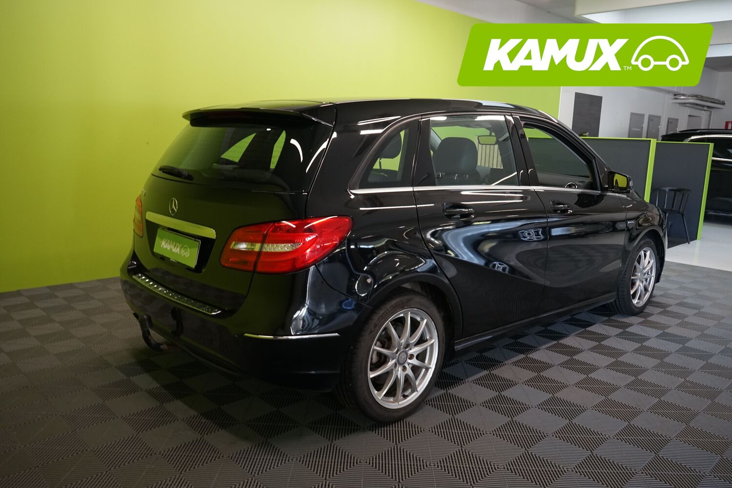 Mercedes-Benz B vaihtoauto