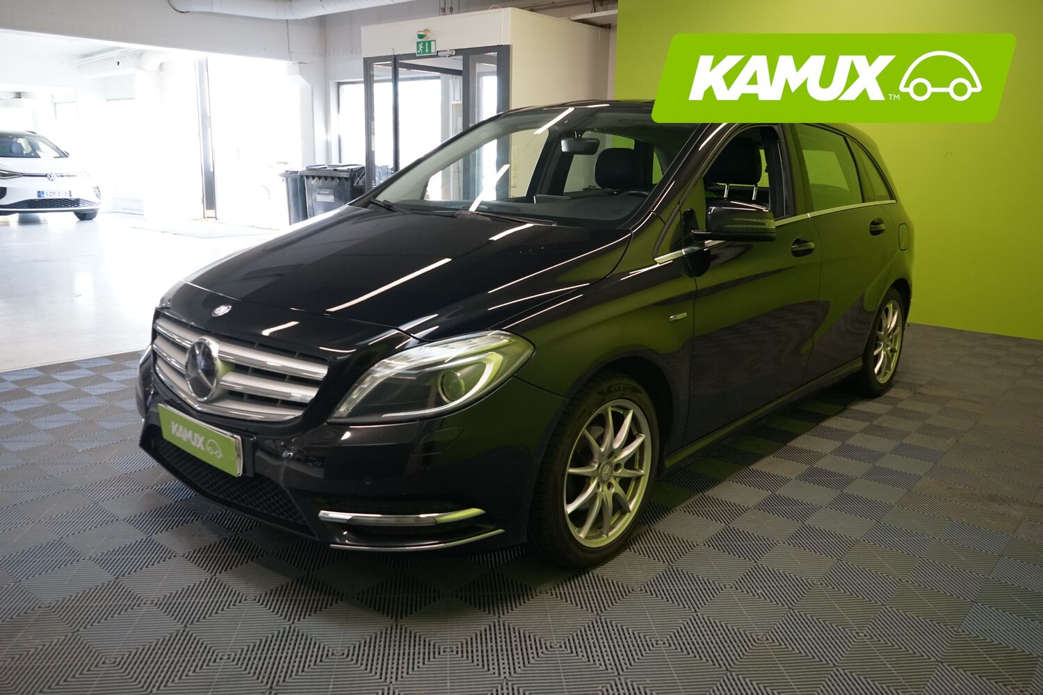 Mercedes-Benz B vaihtoauto